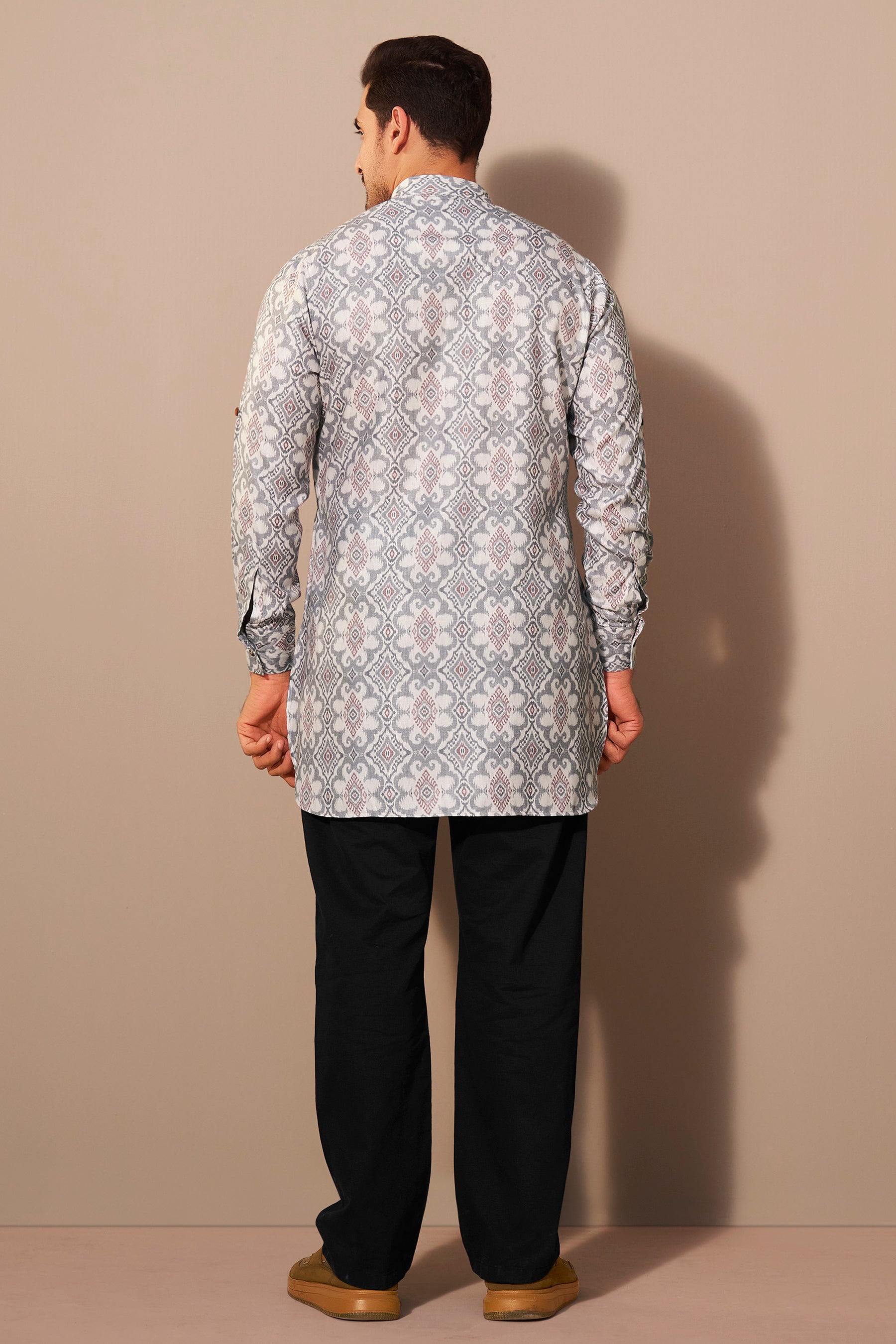 Ash Grey Classic Pattern Kurta Men Side View – Poly Linen Ethnoir India