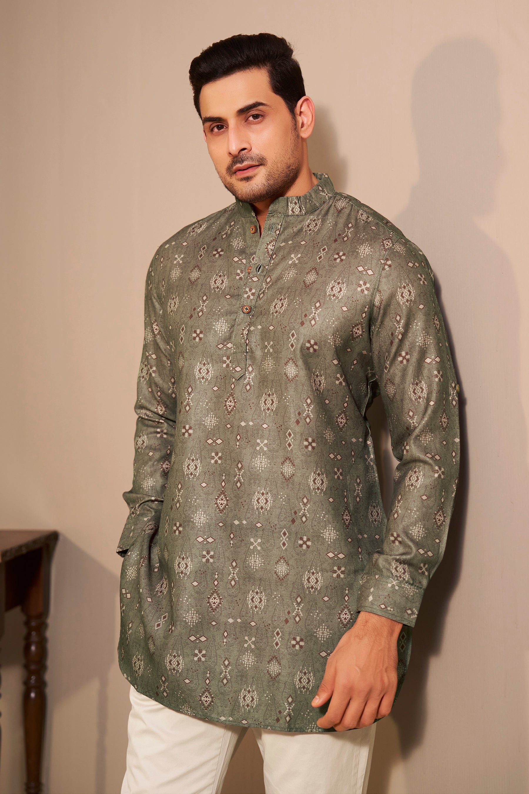 Olive Green Short Kurta Men Back View – Everyday Ethnic Ethnoir